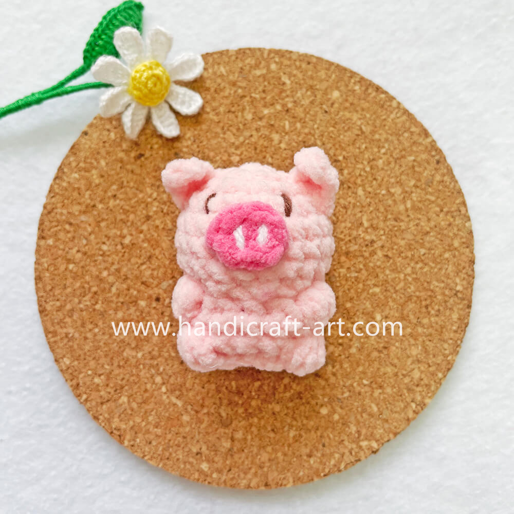 Cute Mini Crochet Animals: Little Pig