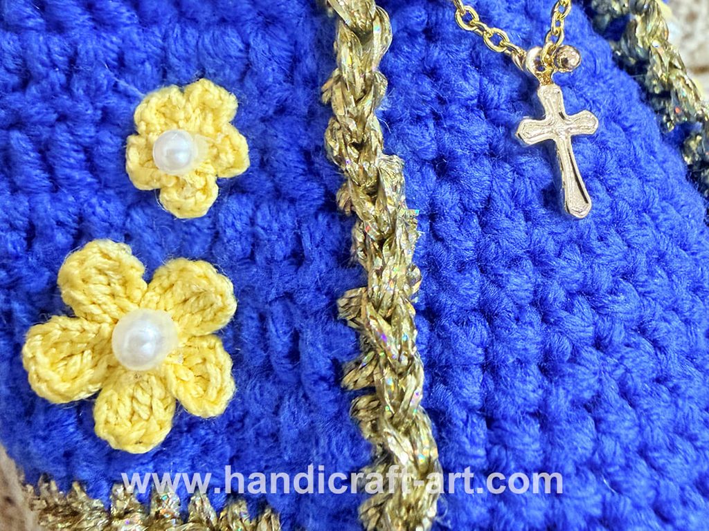 Mary Amigurumi Pattern – Crochet the Flower
