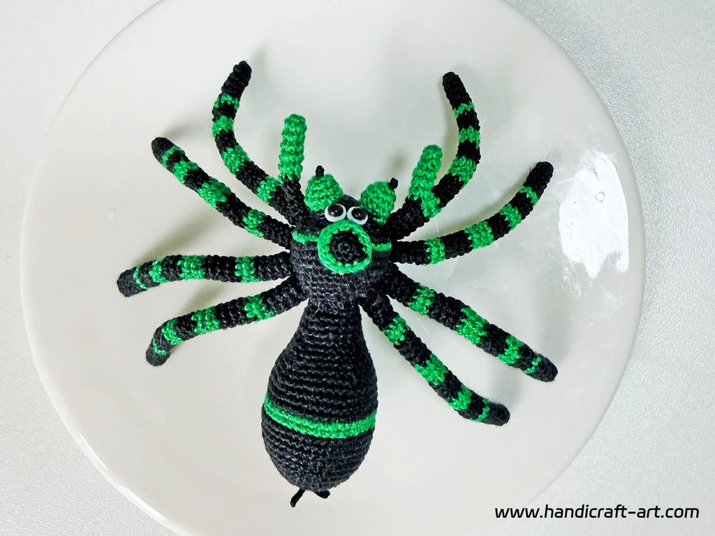 How to Crochet a Spider